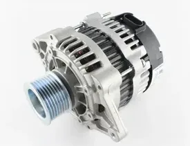 Генератор 24V 80A (плоский разъем) 3357747 {0124555001} - 4ISBe,ISDe (Аналог)