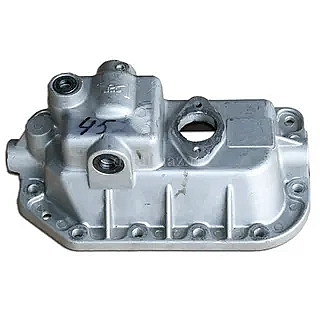 Крышка КПП боковая (голая, без вала) 17TB3-01520 (1250307634) КПП(QJ805-901В) {HIGER 6118}