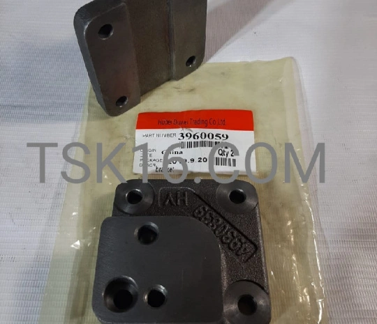 Кронштейн ролика натяжного 3960059 (4930839) - 6BTA  (Аналог)